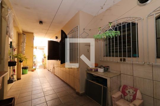Quintal de casa à venda com 4 quartos, 100m² em Jardim Progresso, Santo André