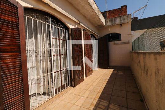 Quintal de casa à venda com 4 quartos, 100m² em Jardim Progresso, Santo André