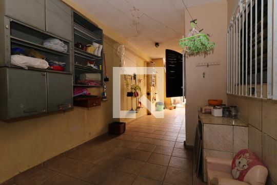 Quintal de casa à venda com 4 quartos, 100m² em Jardim Progresso, Santo André