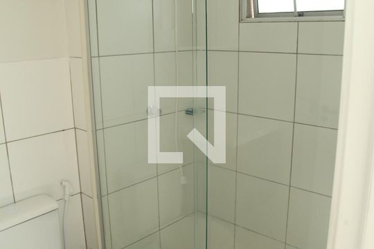 Banheiro de apartamento para alugar com 2 quartos, 45m² em Samambaia Norte (samambaia), Brasília