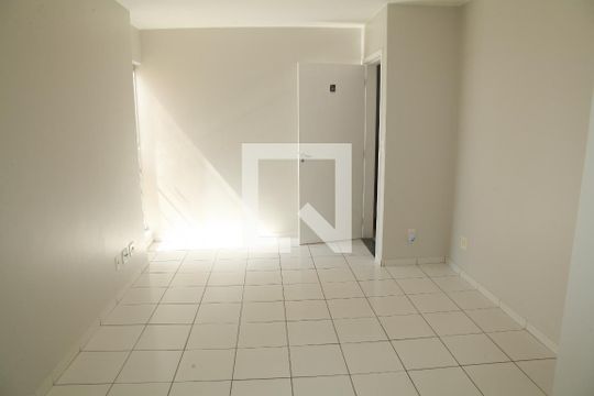 Apartamento para alugar com 2 quartos, 45m² em Samambaia Norte (samambaia), Brasília