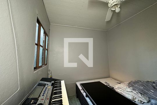 Quarto 2 de casa à venda com 3 quartos, 88m² em Vicentina, São Leopoldo