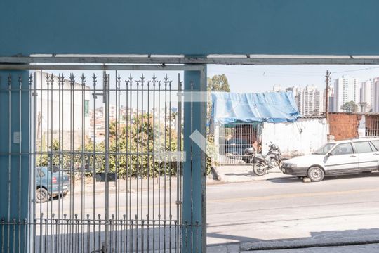 Vista do Quarto 2 de casa para alugar com 2 quartos, 90m² em Vila Rio de Janeiro, Guarulhos