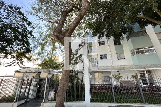 Fachada  de apartamento para alugar com 2 quartos, 54m² em Vila Paulista, São Paulo
