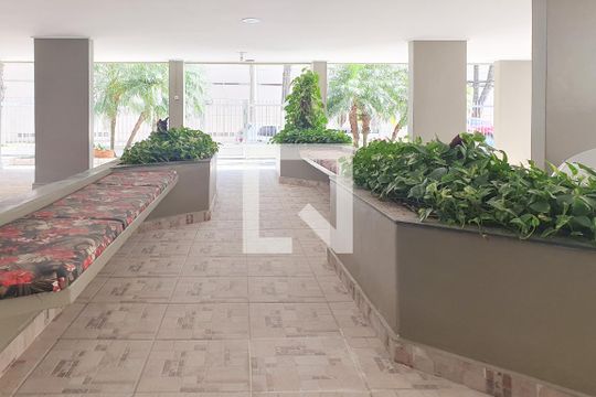 Entrada de apartamento para alugar com 3 quartos, 102m² em Loteamento Joao Batista Juliao, Guarujá