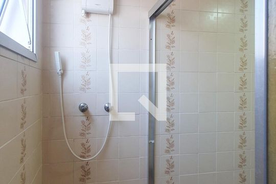 Banheiro 2 de apartamento para alugar com 3 quartos, 102m² em Loteamento Joao Batista Juliao, Guarujá