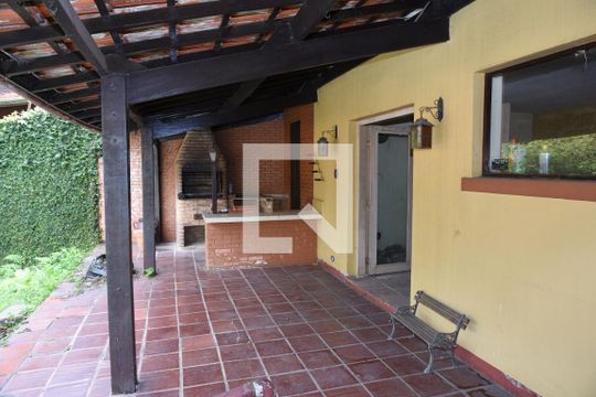 Quintal de casa à venda com 4 quartos, 440m² em Jardim Marajoara, São Paulo