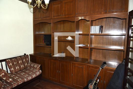 Quarto 4 de casa à venda com 4 quartos, 440m² em Jardim Marajoara, São Paulo