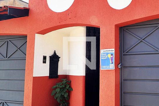 Fachada de casa à venda com 3 quartos, 190m² em Jardim, Santo André