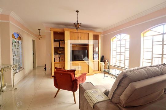 Casa à venda com 3 quartos, 190m² em Jardim, Santo André