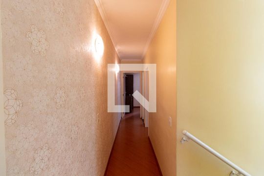 Corredor de casa à venda com 3 quartos, 240m² em Jardim São Nicolau, São Paulo