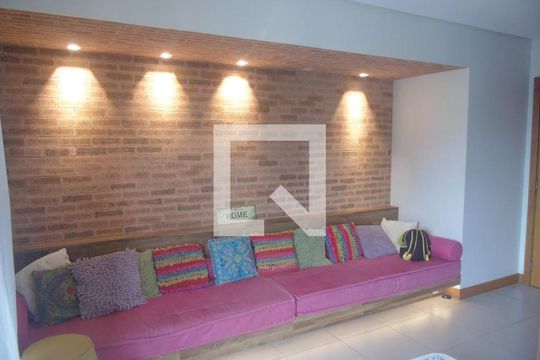 Sala de apartamento para alugar com 1 quarto, 50m² em Caminho das Árvores, Salvador