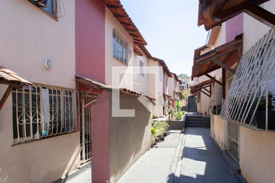 Entrada de apartamento para alugar com 2 quartos, 58m² em Vila Cloris, Belo Horizonte