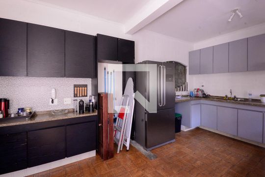 Cozinha de casa à venda com 4 quartos, 600m² em Saúde, São Paulo