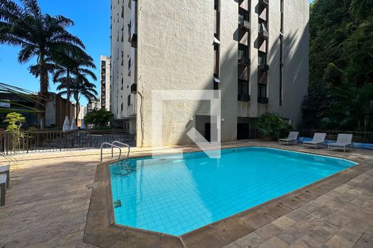 Área comum de kitnet/studio para alugar com 1 quarto, 21m² em Copacabana, Rio de Janeiro