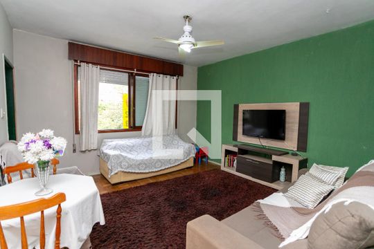 Casa à venda com 4 quartos, 180m² em São João, Porto Alegre