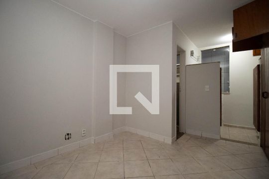 Suíte de kitnet/studio para alugar com 1 quarto, 49m² em Asa Norte, Brasília
