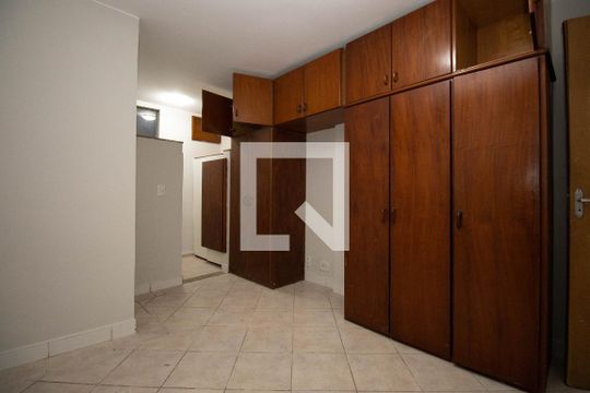 Suíte de kitnet/studio para alugar com 1 quarto, 49m² em Asa Norte, Brasília