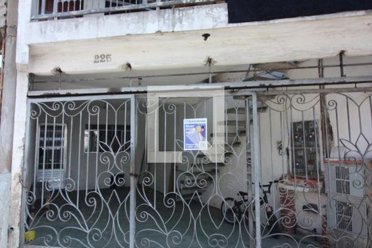 Fachada de casa para alugar com 4 quartos, 140m² em Cooperativa, São Bernardo do Campo