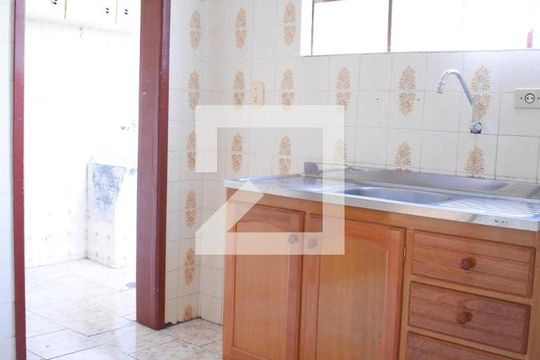 Cozinha de apartamento para alugar com 3 quartos, 116m² em Água Verde, Curitiba