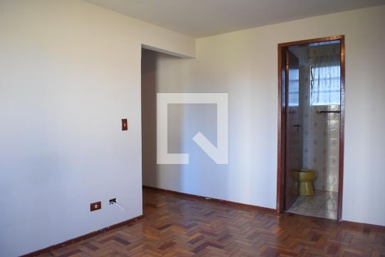 Suíte de apartamento para alugar com 3 quartos, 116m² em Água Verde, Curitiba