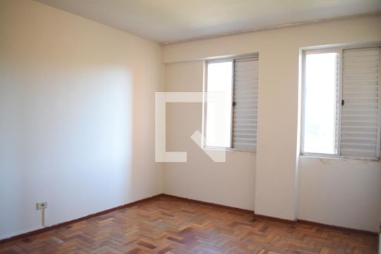 Suíte de apartamento para alugar com 3 quartos, 116m² em Água Verde, Curitiba