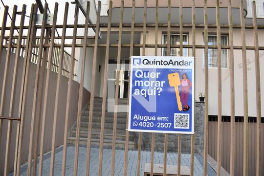 Plaquinha de apartamento para alugar com 3 quartos, 116m² em Água Verde, Curitiba