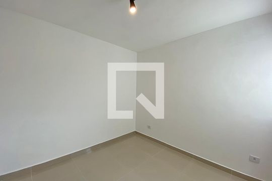 Quarto de casa de condomínio à venda com 1 quarto, 33m² em Vila Prudente, São Paulo