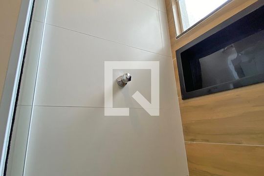 Banheiro de casa de condomínio à venda com 1 quarto, 33m² em Vila Prudente, São Paulo