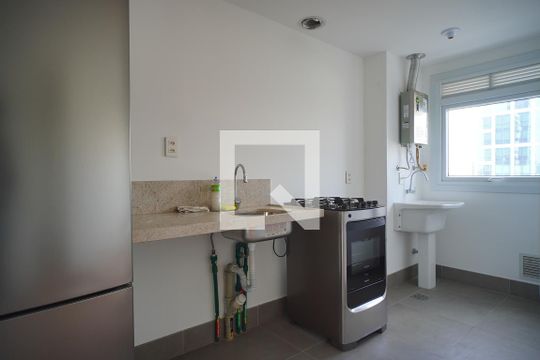 Cozinha de apartamento à venda com 2 quartos, 60m² em Jardim Lindóia, Porto Alegre
