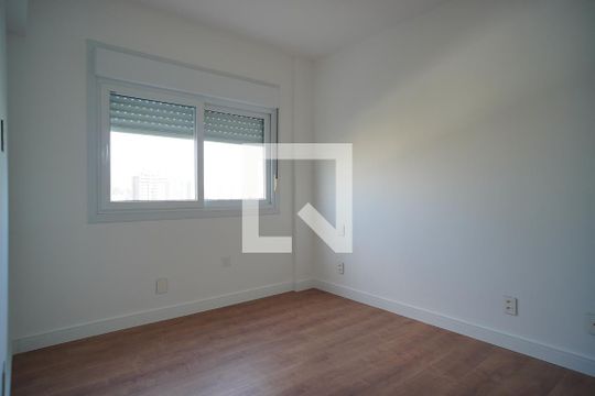 Quarto Suíte de apartamento à venda com 2 quartos, 60m² em Jardim Lindóia, Porto Alegre