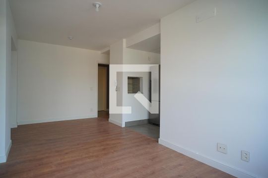 Sala de apartamento à venda com 2 quartos, 60m² em Jardim Lindóia, Porto Alegre