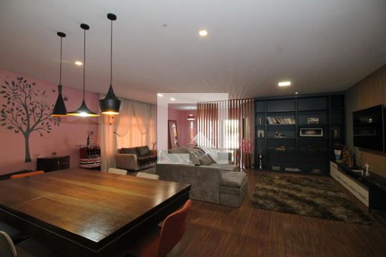 Sala e Sala de Jantar de casa à venda com 3 quartos, 520m² em Jardim Matarazzo, São Paulo