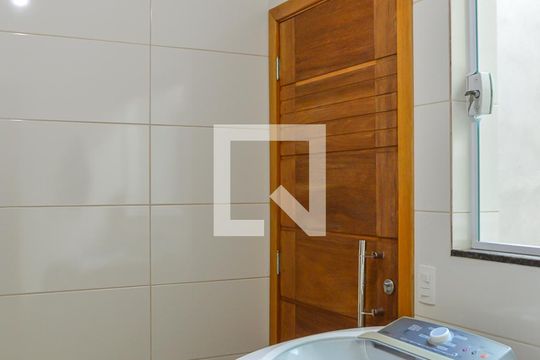 Área de Serviço de casa à venda com 3 quartos, 243m² em Jardim Lavinia, São Bernardo do Campo