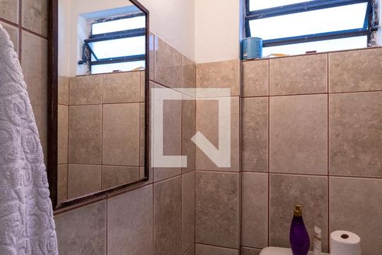 Casa para alugar com 3 quartos, 100m² em Vila Romana, São Paulo