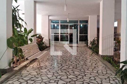 Entrada do Prédio de apartamento à venda com 2 quartos, 53m² em Tijuca, Rio de Janeiro
