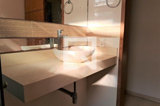 Pia - Banheiro de apartamento à venda com 2 quartos, 53m² em Tijuca, Rio de Janeiro