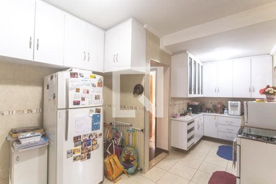 Cozinha  de casa à venda com 3 quartos, 239m² em Planalto, São Bernardo do Campo