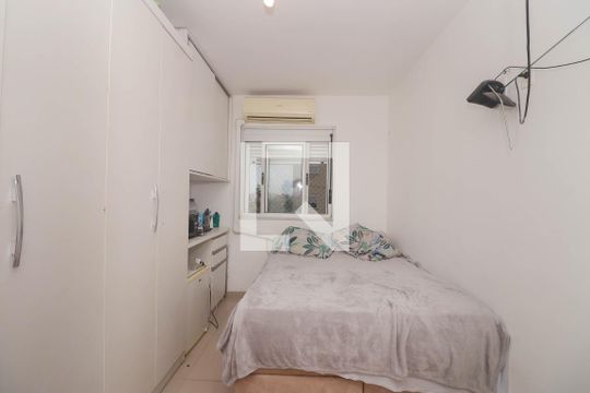 Apartamento à venda com 2 quartos, 58m² em Jardim Itu, Porto Alegre