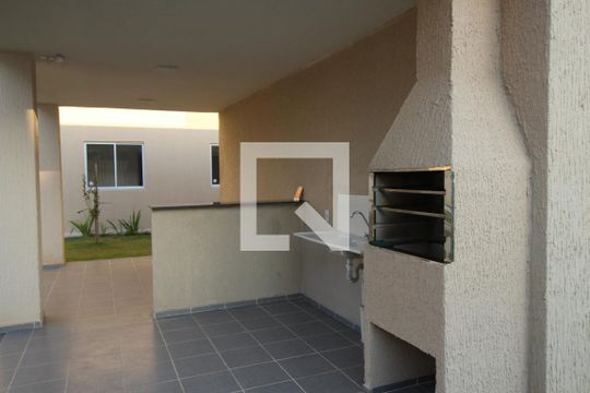 Área comum - Churrasqueira de apartamento para alugar com 2 quartos, 41m² em Mato Grande, Canoas