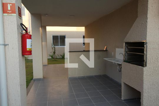 Área comum - Churrasqueira de apartamento para alugar com 2 quartos, 41m² em Mato Grande, Canoas