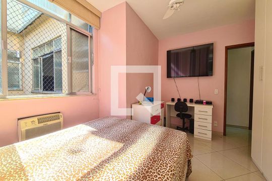 Quarto  de apartamento à venda com 3 quartos, 200m² em Méier, Rio de Janeiro