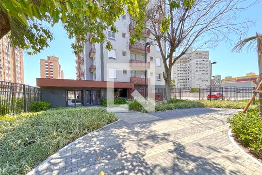 Fachada de kitnet/studio para alugar com 1 quarto, 28m² em Partenon, Porto Alegre