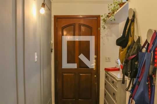 Entrada de casa de condomínio à venda com 4 quartos, 168m² em Pompeia, São Paulo