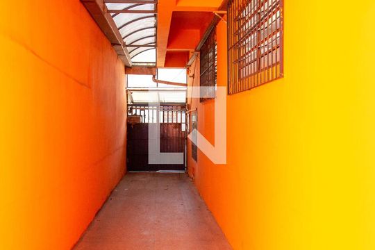 Área comum de apartamento para alugar com 1 quarto, 45m² em Serraria, Diadema