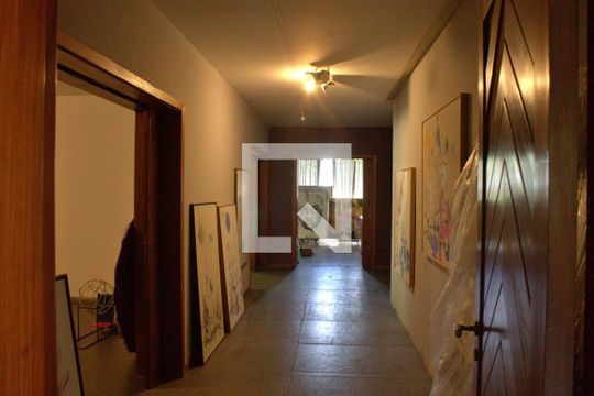Corredor de casa à venda com 5 quartos, 1500m² em Morumbi, São Paulo