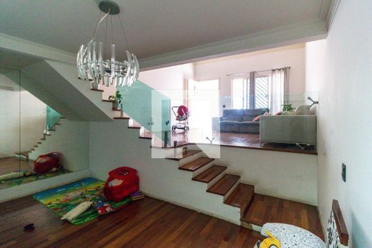 Sala de casa à venda com 3 quartos, 300m² em Jardim da Glória, São Paulo