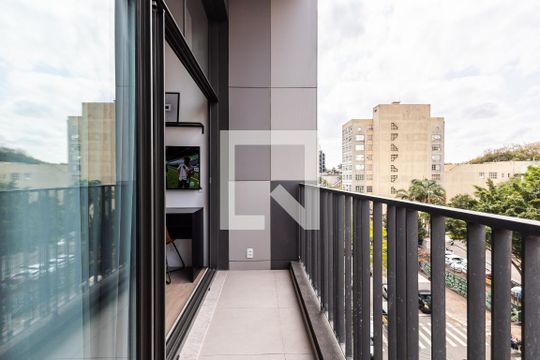 Varanda de apartamento à venda com 1 quarto, 27m² em Pinheiros, São Paulo
