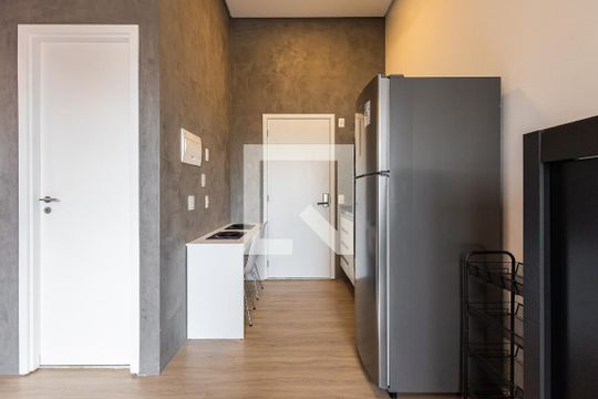 Cozinha de apartamento à venda com 1 quarto, 27m² em Pinheiros, São Paulo
