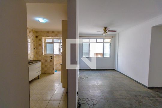 Cozinha de apartamento para alugar com 2 quartos, 80m² em Aviação, Praia Grande